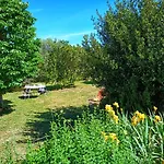 Les Jardins De Foata Hébergement de vacances