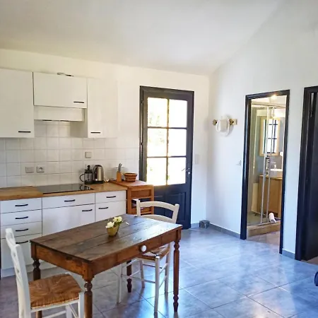 Les Jardins De Foata Ferienhaus