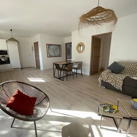 Holiday home Les Jardins De Foata