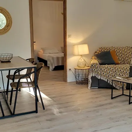 Les Jardins De Foata Holiday home *