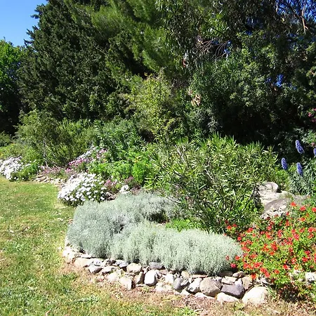 度假居 Les Jardins De Foata *