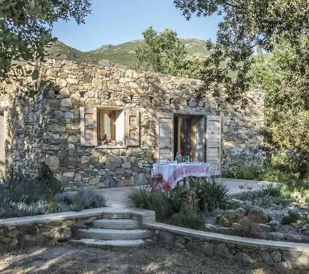 Les Jardins De Foata * Barbaggio