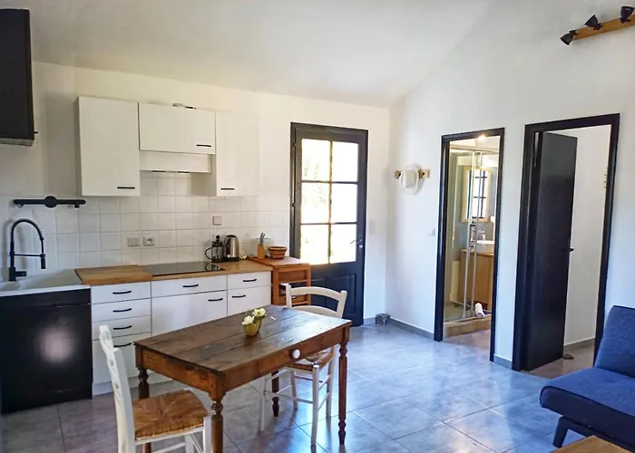 Les Jardins De Foata Hébergement de vacances